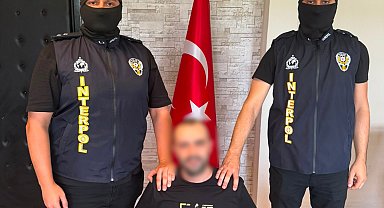 Kırmızı bültenle aranan 2 organize suç örgütü elebaşı Türkiye'ye iade edildi
