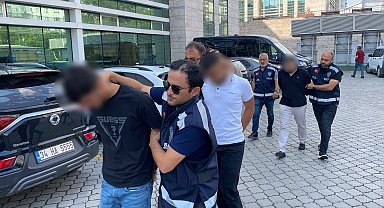 Kırtasiyeciyi darp olayında 3 şüpheli adliyeye sevk edildi