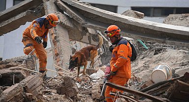 Kolombiya'daki 7.4 büyüklüğündeki depremde can kaybı 329'a yükseldi