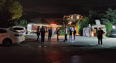 Küçükçekmece'de kafede silahlı saldırı: 2 yaralı
