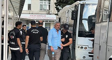 Kuşadası Belediyesi'ne yönelik soruşturmada 16 şüpheli adliyeye sevk edildi