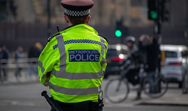 Londra'da kesici aletle saldırı: 4 yaralı