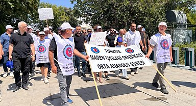 Madenciler Ulus'tan Ankara Garı'na yürüdü