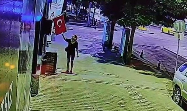 Mağazanın önünde asılı olan Türk bayrağını yakan şüpheli gözaltına alındı