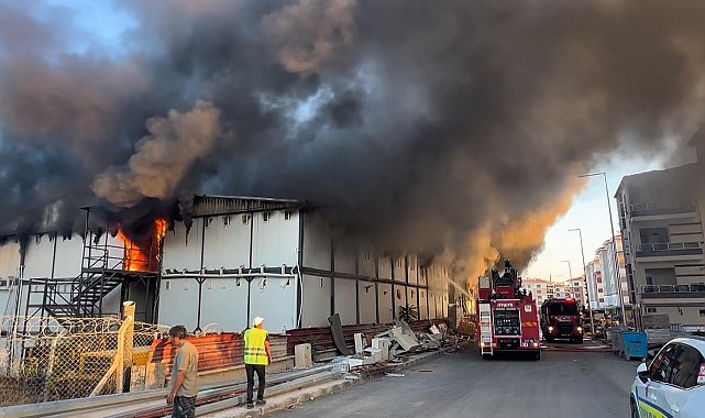 Malatya'da şantiyede işçilerin kaldığı konteynerde yangın - 1