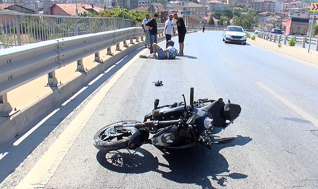 Maltepe'de bariyerlere çarpan motosiklet sürücüsü yaralandı