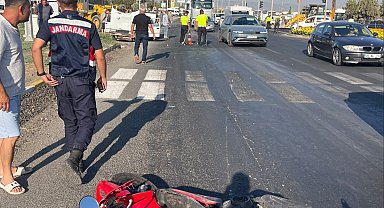 Manisa'da otomobil ile motosiklet çarpıştı: 4 yaralı
