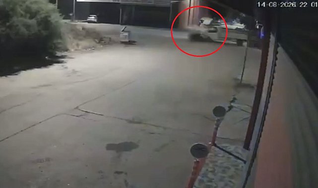 Motosiklet sürücüsünün öldüğü kaza anı kamerada