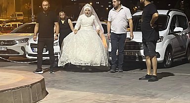 Nevşehir'de gelin arabası takla attı; gelin ve damat yaralandı