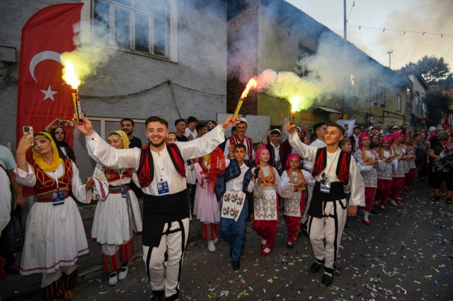 Osmangazi’de Uluslararası Balkan Festivali Başladı