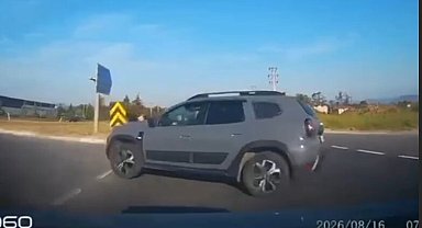Otomobil cipe çarptı; 5 yaralı