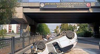 Otomobil, köprüden alt yola düştü; sürücü yaralandı