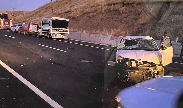 Otomobil takla attı: 2'si ağır, 6 yaralı