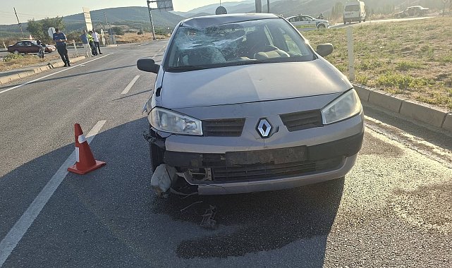 Otomobille çarpışan elektrikli bisiklet sürücüsü öldü