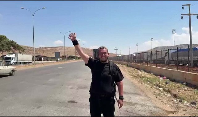 Otostopla ikinci kez Kabe'ye gidiyor