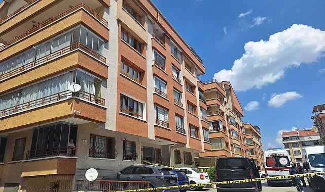 Oturduğu apartmanda, yöneticinin yardımcısını öldürdü
