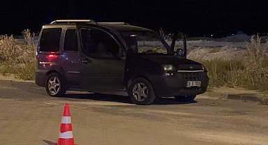Park halindeki hafif ticari araçta ölü bulundu