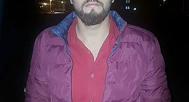 Park halindeki otomobilde tabancayla vurulmuş halde ölü bulundu