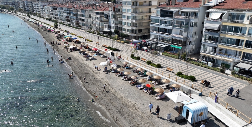PLAJ MUDANYA HİZMETE AÇILDI