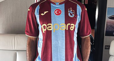 Salah, Trabzonspor formasını giydi