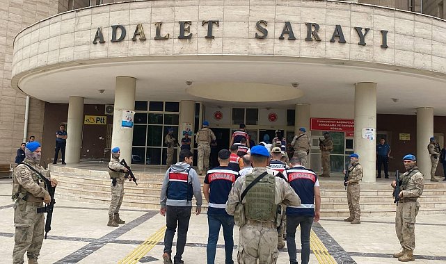 Şanlıurfa'da göçmen kaçakçılığı şüphelileri adliyede