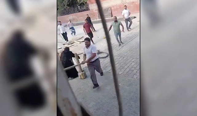 Şanlıurfa'da husumetli ailelerin kavgası kamerada: 6 yaralı