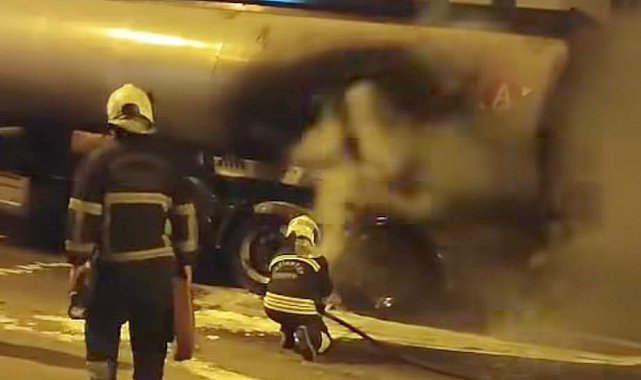 Seyir sırasında tanker alev aldı
