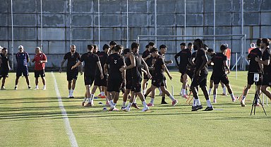 Sivasspor Teknik Direktörü İsmet Taşdemir: Üstüne katarak devam edeceğiz