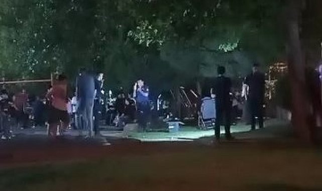 Sultangazi'de bebeğiyle parka çıkan kadın pusette silah buldu