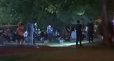 Sultangazi'de bebeğiyle parka çıkan kadın pusette silah buldu