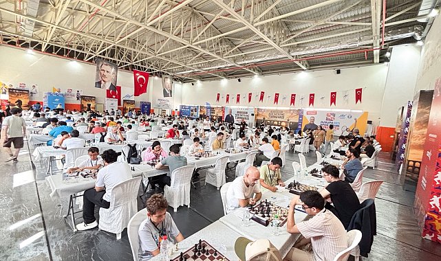Sultangazi'de Uluslararası Satranç Turnuvası başladı