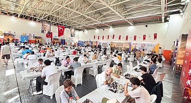 Sultangazi'de Uluslararası Satranç Turnuvası başladı