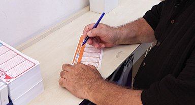 Süper Loto'da büyük ikramiye 270 milyon TL'yi aştı, bayilerde hareketlilik arttı