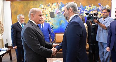 Suriye Dışişleri Bakanı Şeybani, Pakistan Başbakanı Şerif ile bir araya geldi
