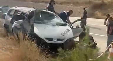 Takla atan otomobildeki çift öldü