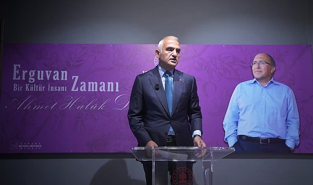 Tarihçi Prof. Dr. Dursun, ölümünün 7'nci yıl dönümünde anıldı