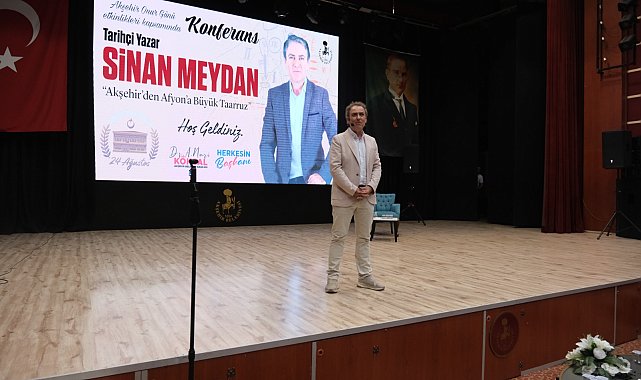 Tarihçi Sinan Meydan Akşehir'de Büyük Taarruz'u anlattı