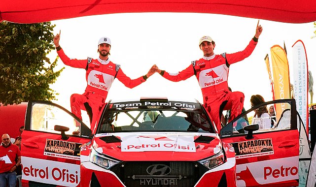 Team Petrol Ofisi pilotları Kapadokya'da birinci oldu