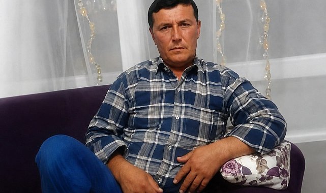 Tomruk yüklü kamyondan düşen işçi öldü