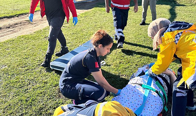 Trabzon'da düşme sonucu yaralanan kadın, helikopter ambulansla hastaneye ulaştırıldı