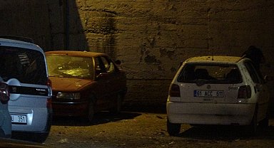 Trabzon'da İlçe Emniyet Müdürlüğü bahçesine hava aracı düştü; 4 araç hasar gördü