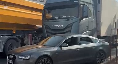 Trafikte tartıştığı TIR şoförüne taşla saldıran sürücüye 180 bin lira ceza