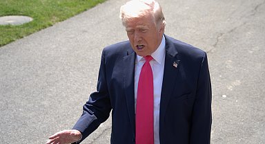 Trump: İran'a karşı askeri seçenekler masada kalmaya devam ediyor