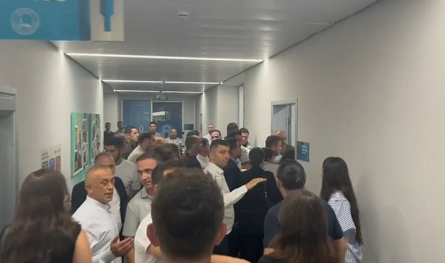 Üsküdar Belediyesi'nde başkan vekili seçiminde gerginlik-3 Ek bilgilerle