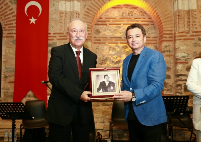 Usta Oyuncu Altan Erkekli Osmangazi’de “Bir Memleket Hikayesi” Anlattı