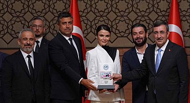 Uzak Şehir'e ödül