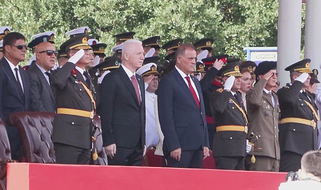Vatan Caddesi'nde 30 Ağustos Zafer Bayramı töreni -1