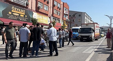 Yaya geçidinde otomobilin çarptığı yaya yaralandı
