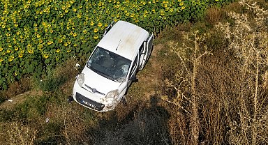 Yoldan çıkan hafif ticari araç takla attı: 1 ölü, 1 yaralı