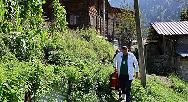 109 yaşındaki Sabriye Gündoğdu'ya yayla evinde muayene